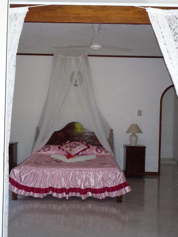 Chez Muriel Anse Volbert Village Habitación foto